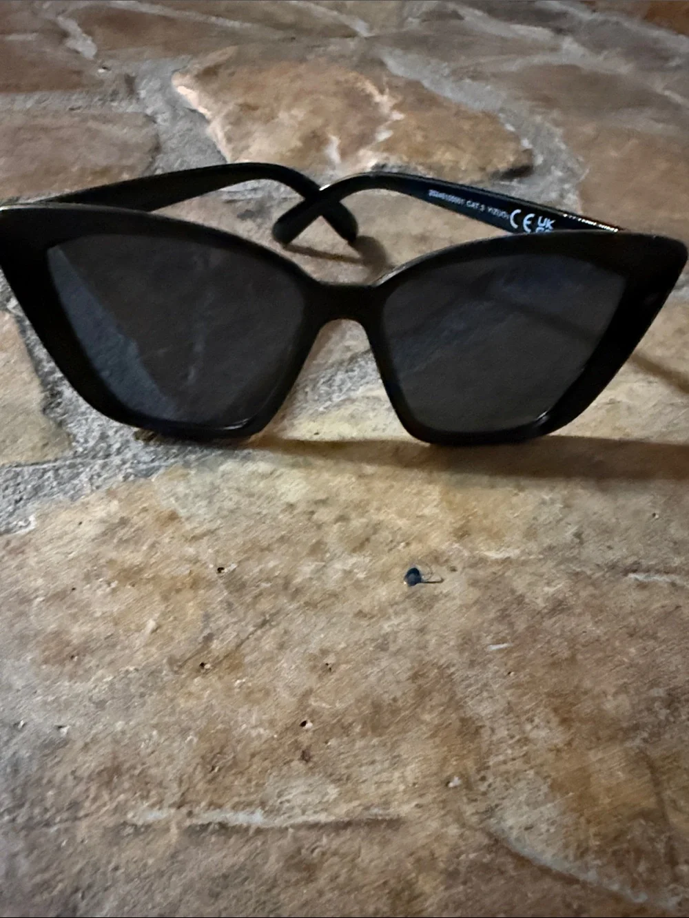 Classic Black Cat-Eye Women's Sunglasses